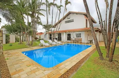 Casa à venda com piscina e 3 quartos em peruíbe, no bairro jardim imperador