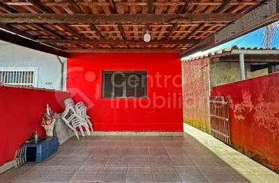 Casa à venda com 2 quartos em peruíbe, no bairro jardim peruibe