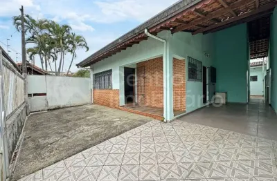 Casa com 3 quartos à venda no Centro, Peruíbe 