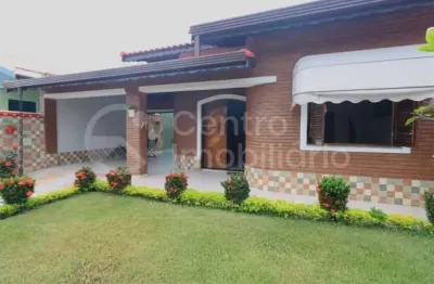 Casa à venda com 3 quartos em peruíbe, no bairro jardim três marias