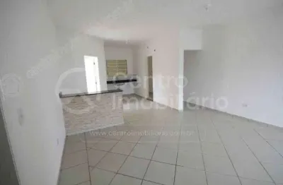 Apartamento à venda com 2 quartos (1 suítes) em peruíbe, no bairro jardim três marias