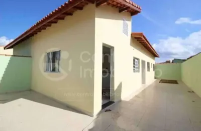 Casa à venda com 2 quartos em peruíbe, no bairro estancia dos eucaliptos