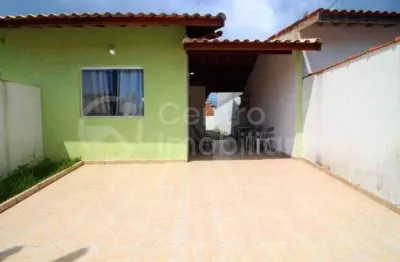 Casa à venda com 2 quartos em peruíbe, no bairro balneario sao joao batista