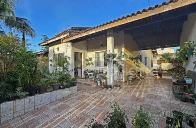 Casa à venda com 2 quartos em peruíbe, no bairro parque d aville