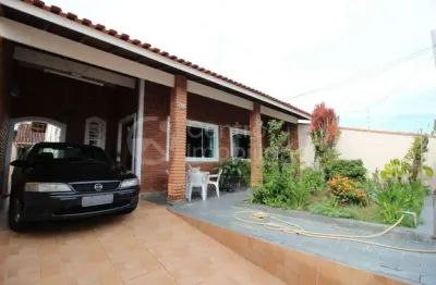Casa à venda com 3 quartos em peruíbe, no bairro jardim peruibe