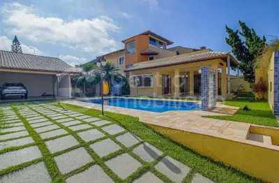 Casa à venda com piscina e 3 quartos em peruíbe, no bairro jardim imperador