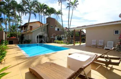 Casa à venda com piscina e 5 quartos em peruíbe, no bairro parque turistico