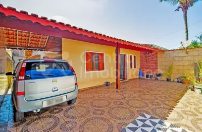 Casa à venda com 3 quartos em peruíbe, no bairro jardim peruibe