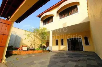 Casa à venda com 6 quartos em peruíbe, no bairro belmira novaes