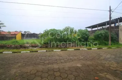 Terreno à venda na Belmira Novaes, Peruíbe 