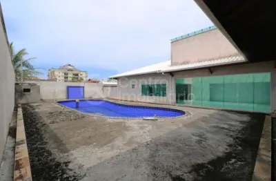 Casa à venda com piscina e 4 quartos em peruíbe, no bairro estancia balnearia convento velho