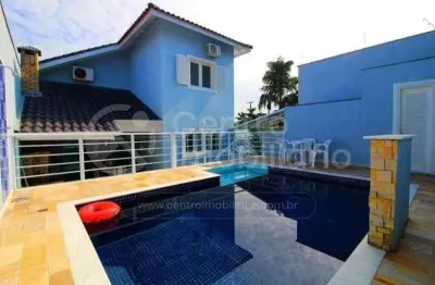Casa à venda com 3 quartos em peruíbe, no bairro centro