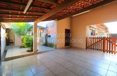 Casa à venda com 2 quartos em peruíbe, no bairro jd caraminguava