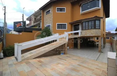 Casa à venda com 3 quartos em peruíbe, no bairro stella maris