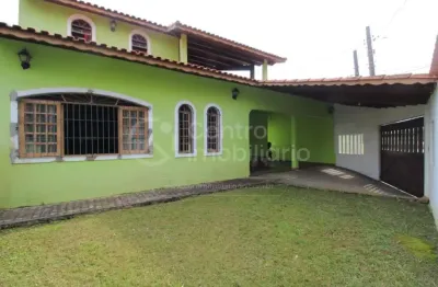 Casa à venda com 5 quartos em peruíbe, no bairro belmira novaes