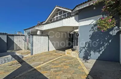Casa à venda com 4 quartos em peruíbe, no bairro parque balneario oasis