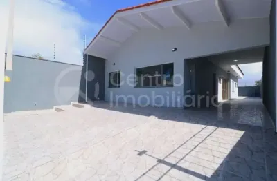 Casa com 2 quartos à venda no Centro, Peruíbe 