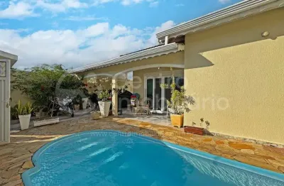 Casa à venda com piscina e 3 quartos em peruíbe, no bairro parque balneario oasis