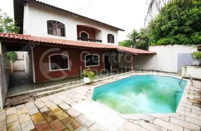 Casa à venda com piscina e 5 quartos em peruíbe, no bairro estancia balnearia convento velho