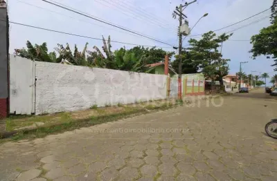 Terreno à venda no Balneário Stella Maris, Peruíbe 