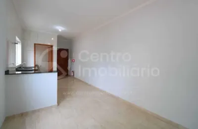 Apartamento à venda com 2 quartos em peruíbe, no bairro centro