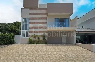 Casa à venda com piscina e 7 quartos em peruíbe, no bairro bougainvillee iv