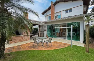 Casa à venda com 4 quartos em peruíbe, no bairro bougainvillee ii