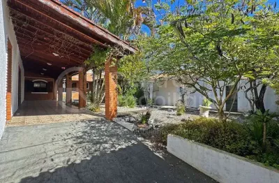 Casa à venda com 8 quartos em peruíbe, no bairro parque balneario oasis