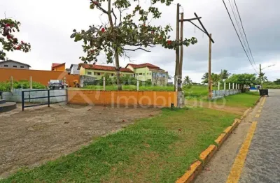 Terreno à venda no Centro, Peruíbe 