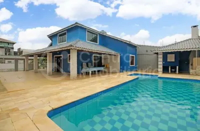 Casa à venda com piscina e 4 quartos em peruíbe, no bairro estancia sao jose