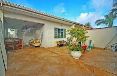 Casa à venda com 2 quartos em peruíbe, no bairro parque turistico