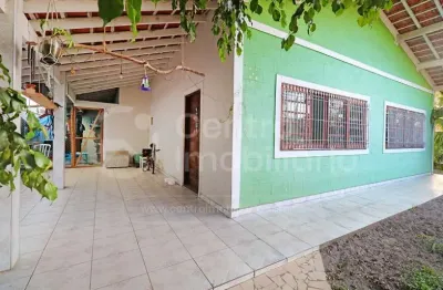 Casa à venda com 2 quartos em peruíbe, no bairro balneario florida
