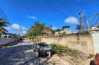 Terreno à venda na Rua Olívia Parreira, 100, Fátima (Bacaxá), Saquarema