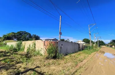 Terreno à venda na Rua Ana Maria Ferreira Leite Machareth, 100, Barra Nova, Saquarema