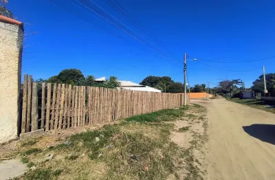 Terreno à venda na Rua Carcará, 153, Coqueiral, Araruama