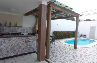 Casa com 3 quartos para alugar na Rua Américo Soares Wanderley, Capim Macio, Natal