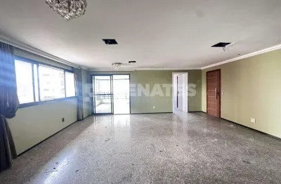 Apartamento com 208m², 3 suítes e 3 vagas – conforto, localização e potencial para personalização