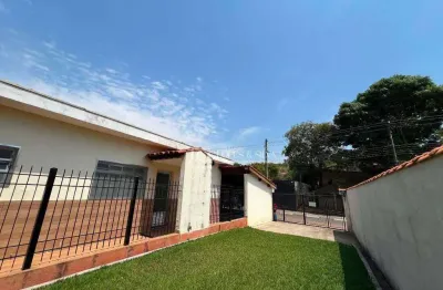 Casa à venda com 3 dromitórios, sendo 1 suíte no bairro do tanque, atibaia, sp