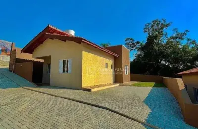 Casa com 2 dormitórios, sendo 2 suítes, disponível para venda ou locação, localizada no bairro ribeirão dos porcos, atibaia, sp