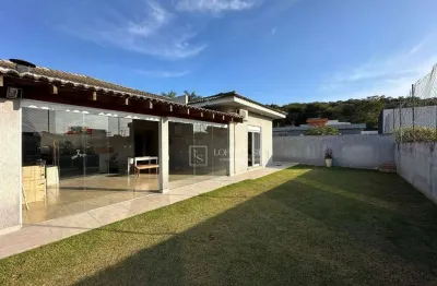 Casa com 4 dormitórios, sendo 2 Suítes  Disponível para VENDA ou LOCAÇÂO no  Condomínio Figueira Garden - Atibaia - SP