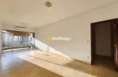 Apartamento a venda no Edifício Salvador Spósito. Bairro Centro.