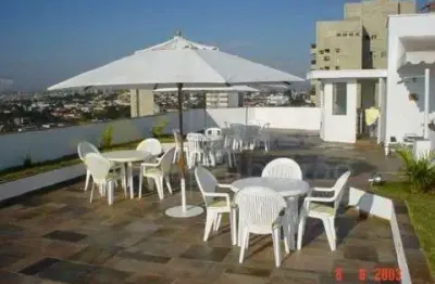 Apartamento a venda no Edifício Elpídio Vieira. Bairro Centro.