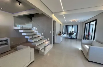 Casa em condomínio fechado com 4 quartos à venda no Morada da Colina, Uberlândia 