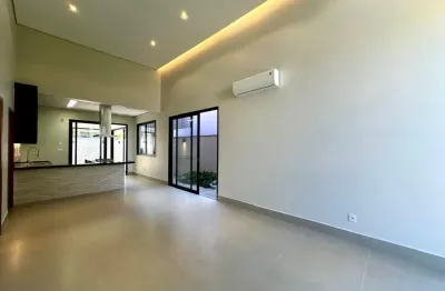 Belíssima casa térrea à venda no condomínio quinta da primavera