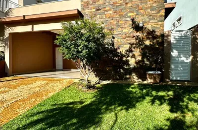 Casa térrea com energia solar fotovoltaica, ar condicionado, 3 suítes e 5 banheiros à venda no buona vita ribeirão preto