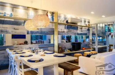 Casa em condomínio fechado com 4 quartos para alugar no Juquehy, São Sebastião 