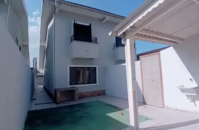 Casa com 2 quartos à venda no Balneário Maracanã, Praia Grande 