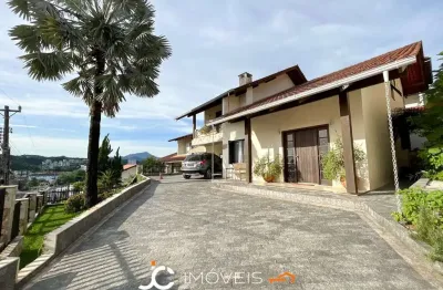 Casa com 3 dormitórios à venda, 243 m² por r$ 1.600.000,00 - fortaleza - blumenau/sc