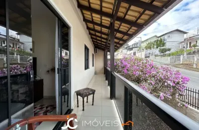 Casa com 4 dormitórios à venda, 194 m² por r$ 680.000,00 - fortaleza - blumenau/sc