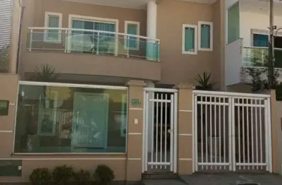 Casa triplex sulacap/ rj  com 4 quartos em alto padrão